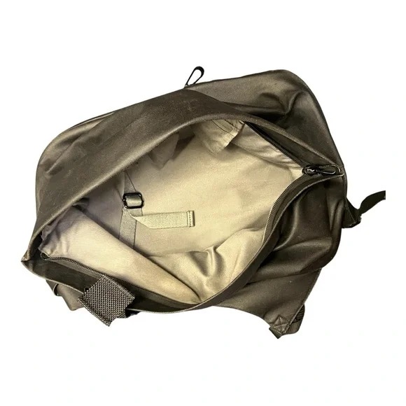 🎒 Côte&Ciel Black Tech Backpack Architectural Laptop Bag Minimalist